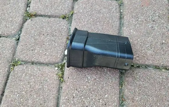 Opel Corsa F Glove box central console 39180900- 9829743280
