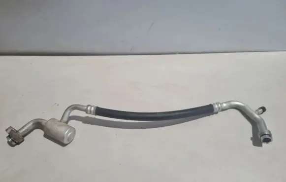 Mercedes-Benz X-class W470 Air conditioning (A/C) pipe/hose