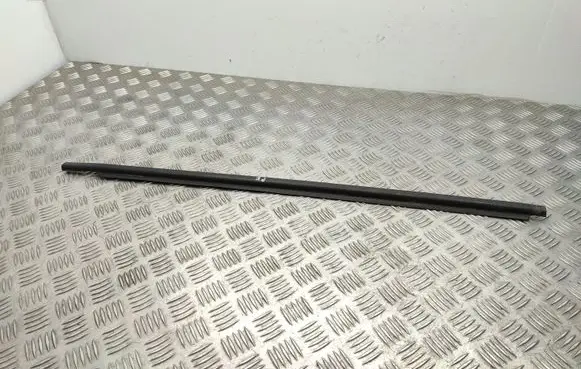 KIA Soul Front door glass trim molding