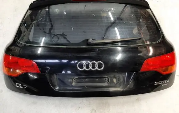 Tailgate/trunk/boot lid