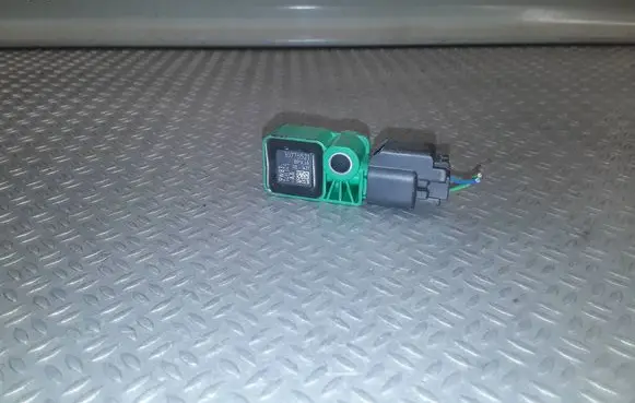 Volvo S80 Airbag deployment crash/impact sensor 30775521