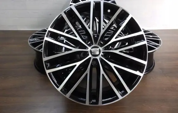 R18 alloy rim