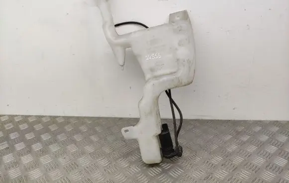 Ford Fiesta Windshield washer fluid reservoir/tank 8A6117B613AD