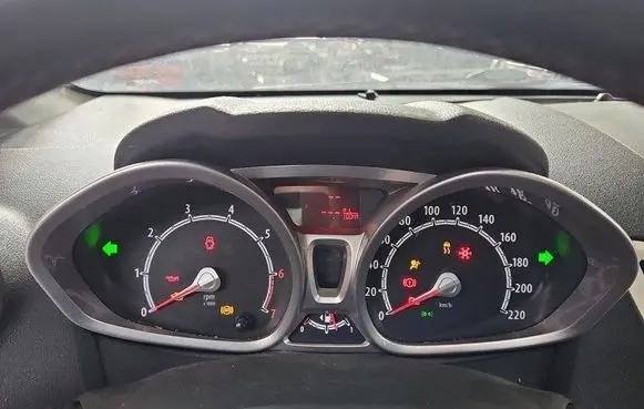 Ford Fiesta Speedometer (instrument cluster) VP8A6F-10894-BC IMPRK1453972