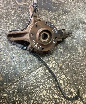 Peugeot 5008 Front wheel hub