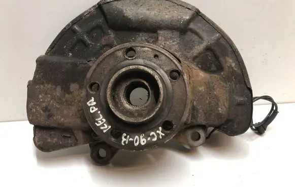 Volvo XC90 Front wheel hub