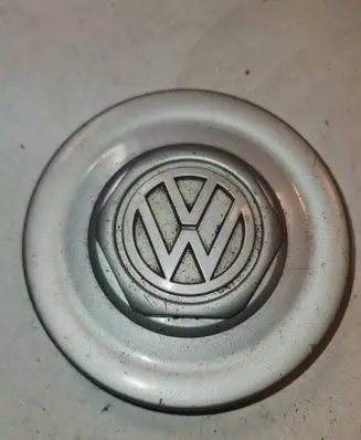 Volkswagen PASSAT B4 Original wheel cap 357601149G