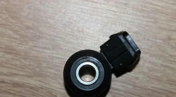 Mercedes-Benz C W203 Detonation knock sensor 0041534628