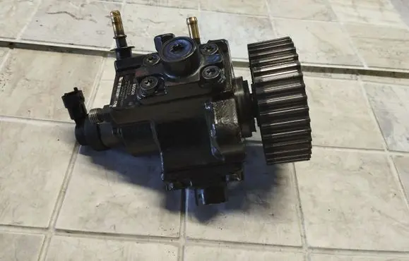 Fiat Croma Fuel injection high pressure pump 0055198522 0362227 0445010130