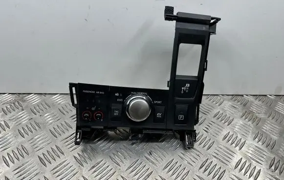 Lexus CT 200H Other switches/knobs/shifts 75H282