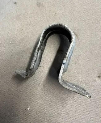 Renault Modus Sway bar bush bracket, front 