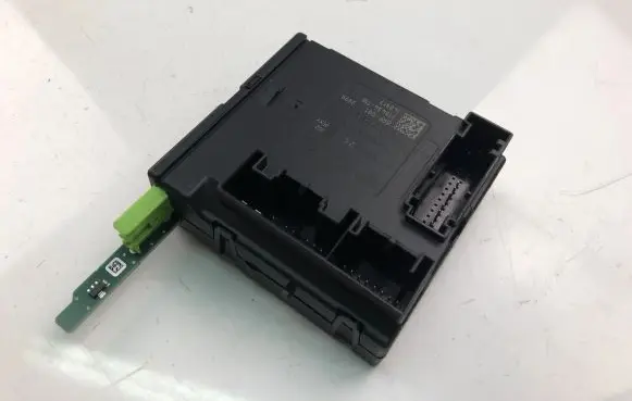 Volkswagen PASSAT B6 Other control units/modules 3C0959792C