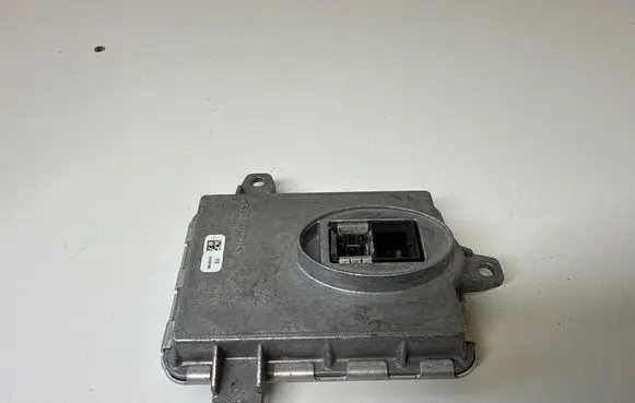 Headlight ballast module Xenon