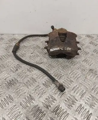 Skoda Octavia Mk2 (1Z) Front brake caliper