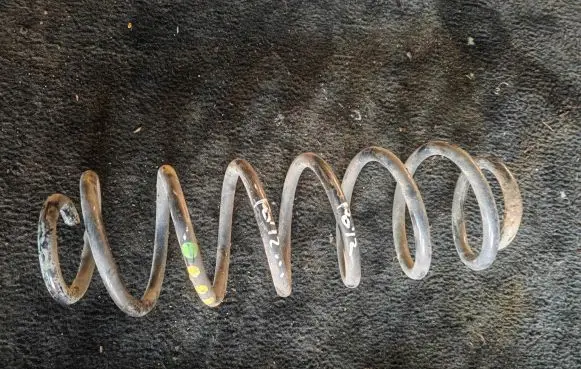 Volkswagen Polo V 6R Rear coil spring