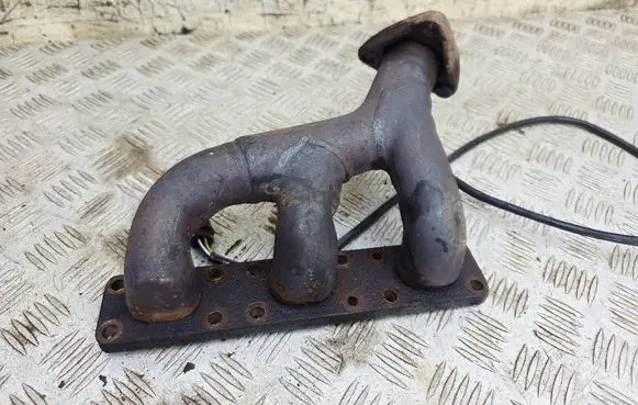BMW 5 E39 Exhaust manifold 1740731 11621740731