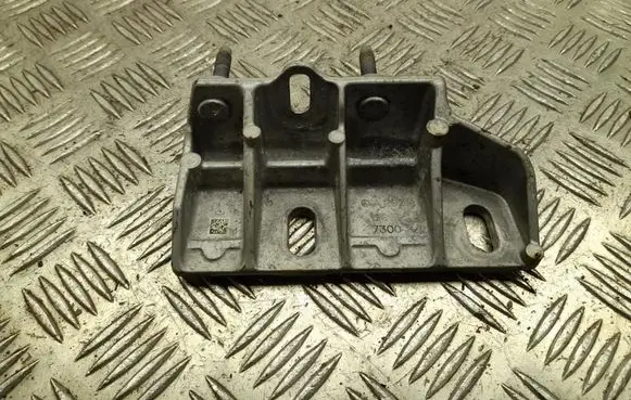 Mercedes-Benz EQE v295 Engine mounting bracket A2973307300
