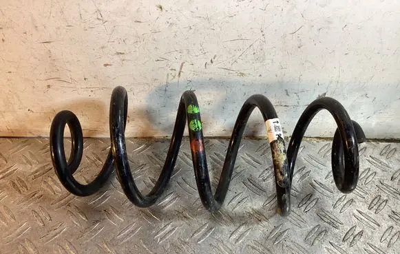 Porsche Macan (95B) Rear coil spring 95B511121A