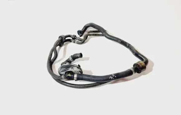 Mercedes-Benz E W211 Engine coolant pipe/hose A2118302396