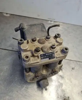 BMW 5 E34 ABS Pump 1157874 0265201022 8499203970