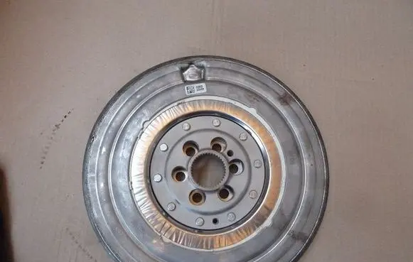 Mercedes-Benz X-class W470 Flywheel A2820300105