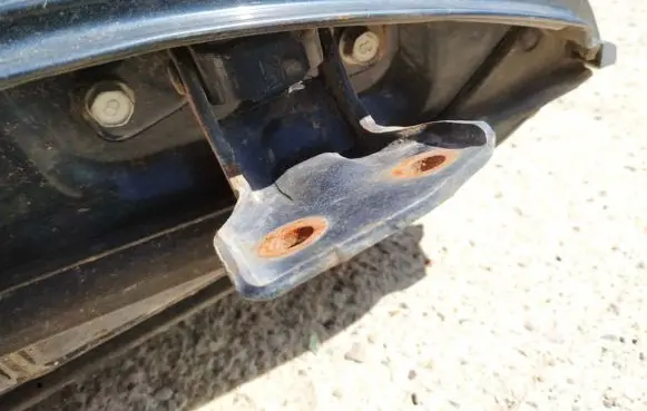 Mazda 323 F Rear door lower hinge