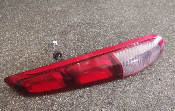 Nissan X-Trail T30 Rear/tail lights
