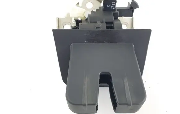 Audi Q3 8U Tailgate/trunk/boot lock/catch/latch 8K9827505A