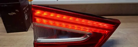 Ford Galaxy Tailgate rear/tail lights AM2113A603ED