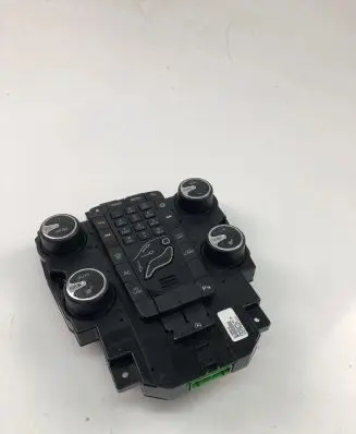 Volvo V40 Climate control unit 31398642