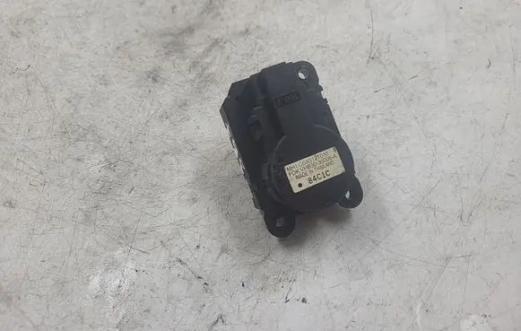 Mitsubishi Lancer X Air flap motor/actuator CSA512T010