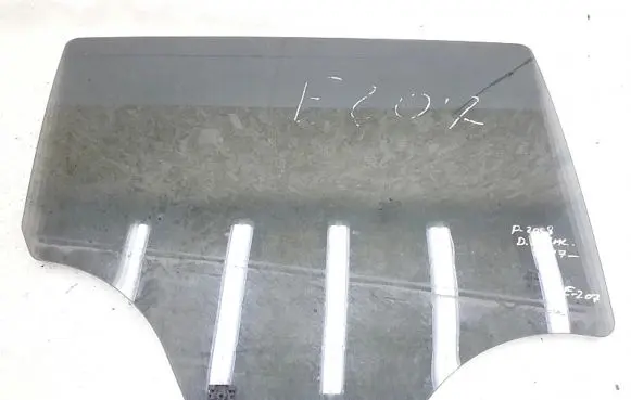 Peugeot 2008 I Rear door window glass e643r006723