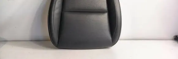 Hyundai Kona I Front driver seat 88195F2200 AH4002711