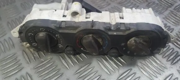 Ford Focus Climate control unit 69607003