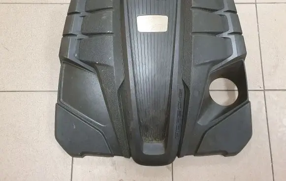 Porsche Macan (95B) Engine cover (trim) 95B103925L 95B103925M