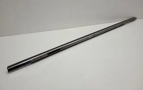 Chrysler Voyager Door glass trim 