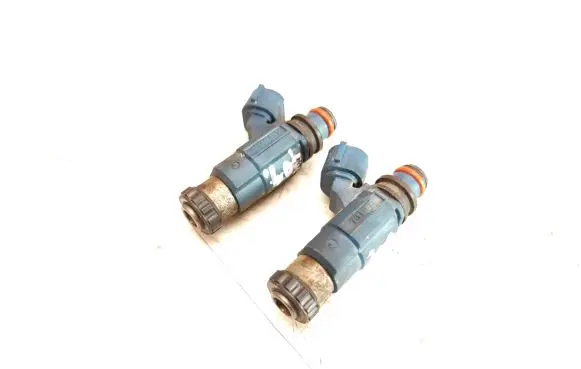 Mazda 626 Fuel injector 781983R