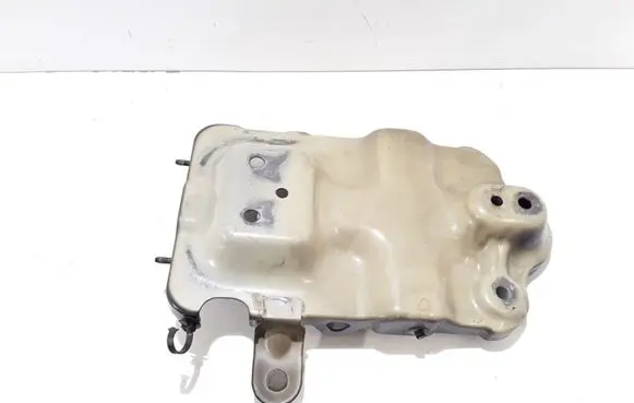 Battery tray
