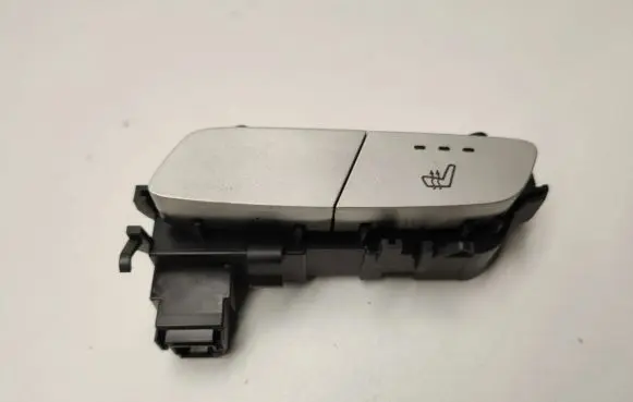 Mercedes-Benz C W205 Seat heating switch A2059050404