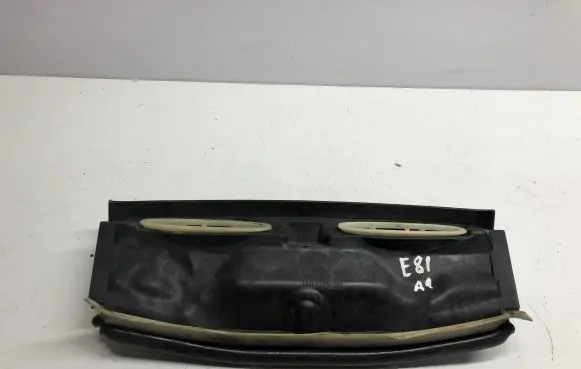 BMW 1 E81 E87 Other engine bay part 6979758