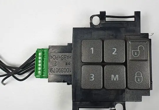 Land Rover Discovery 4 - LR4 Seat memory switch CH22-14776-BA