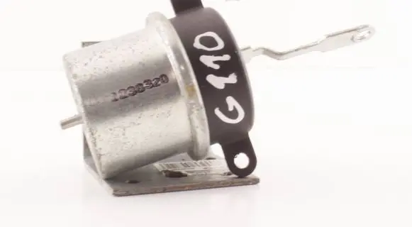 Ford Mondeo MK II Valve vacuum 2238320
