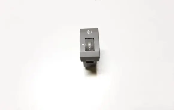 KIA Sorento Headlight level height control switch 751U00080 211000245