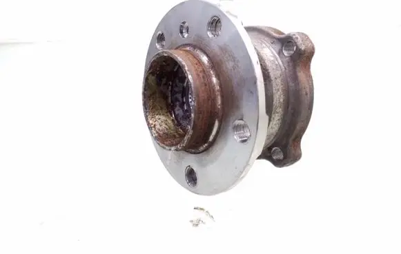 BMW X5 F15 Rear wheel hub