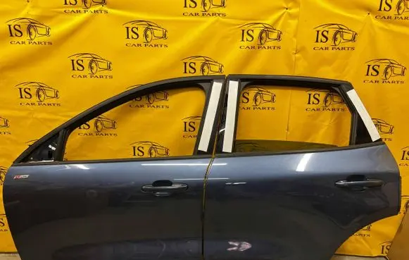 Ford Kuga III Front door 