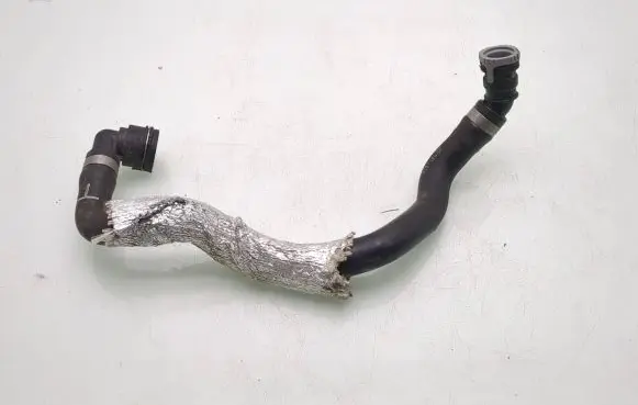 Ford Kuga II Engine coolant pipe/hose FV4118K580BD