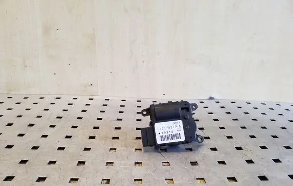 Subaru XV Air flap motor/actuator T1017826PA