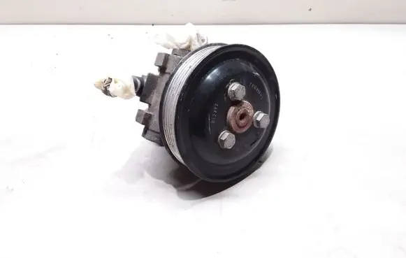 BMW 3 E90 E91 Power steering pump 678883803 781081003