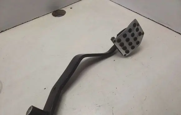 Clutch pedal