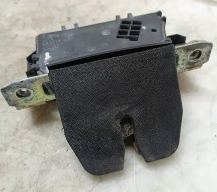 Opel Astra H Tailgate/trunk/boot lock/catch/latch 495058724 172853126